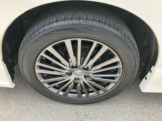 日産 エルグランド ２．５ ２５０ハイウェイスター アーバンクロム H27年 (九州・沖縄) 99