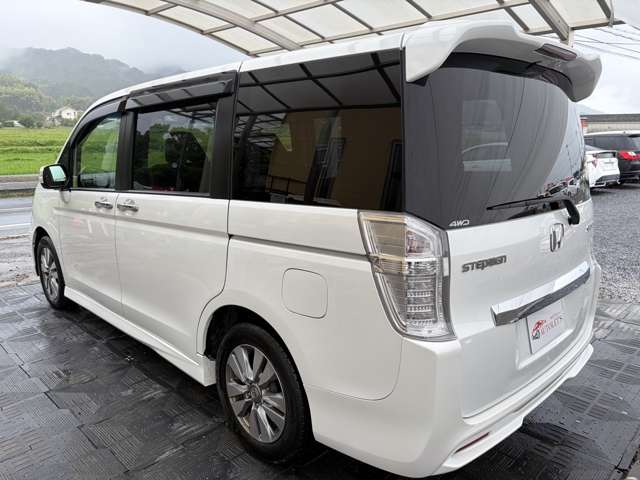 ホンダ ステップワゴン　スパーダ ２．０ スパーダ Ｚ ４ＷＤ H25年 (近畿) 99