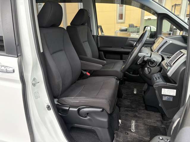 ホンダ ステップワゴン　スパーダ ２．０ スパーダ Ｚ ４ＷＤ H25年 (近畿) 99