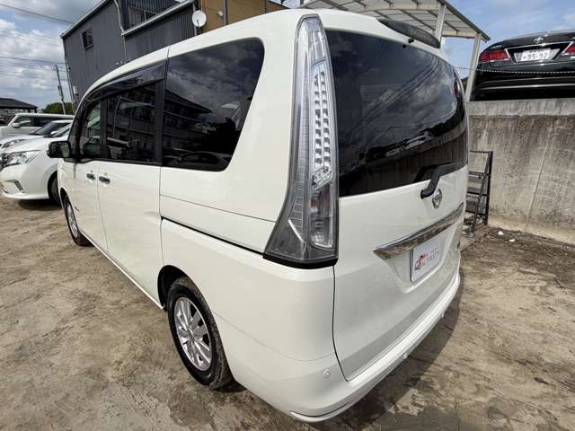 日産 セレナ ２．０ ２０Ｇ Ｓ－ＨＹＢＲＩＤ H27年 (近畿) 99