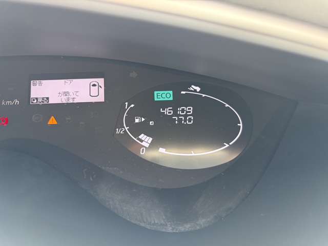日産 セレナ ２．０ ２０Ｇ Ｓ－ＨＹＢＲＩＤ H27年 (近畿) 99