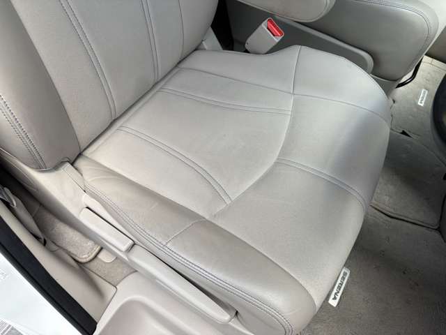 日産 セレナ ２．０ ２０Ｇ Ｓ－ＨＹＢＲＩＤ H27年 (近畿) 99