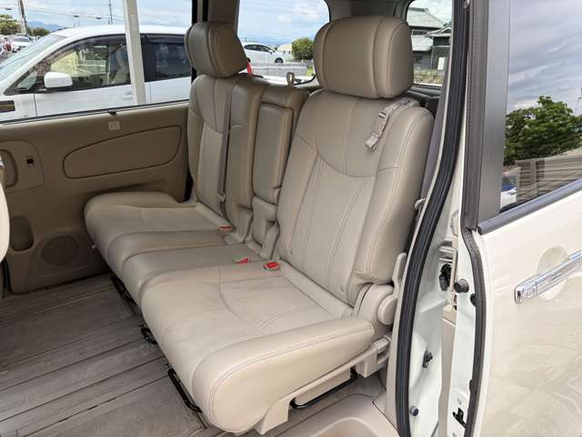 日産 セレナ ２．０ ２０Ｇ Ｓ－ＨＹＢＲＩＤ H27年 (近畿) 99