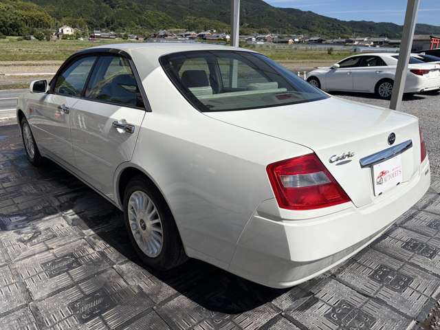 日産 セドリック ３．０ ３００ＬＶ プレミアムリミテッド H13年 (近畿) 99