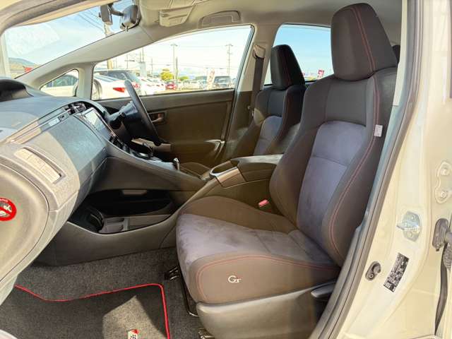 トヨタ プリウス １．８ Ｓ ツーリングセレクション Ｇ'Ｓ H26年 (近畿) 99