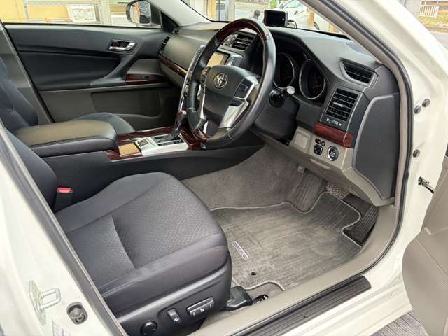 トヨタ マークＸ ２．５ ２５０Ｇ リラックスセレクション ブラックリミテッド H23年 (近畿) 99