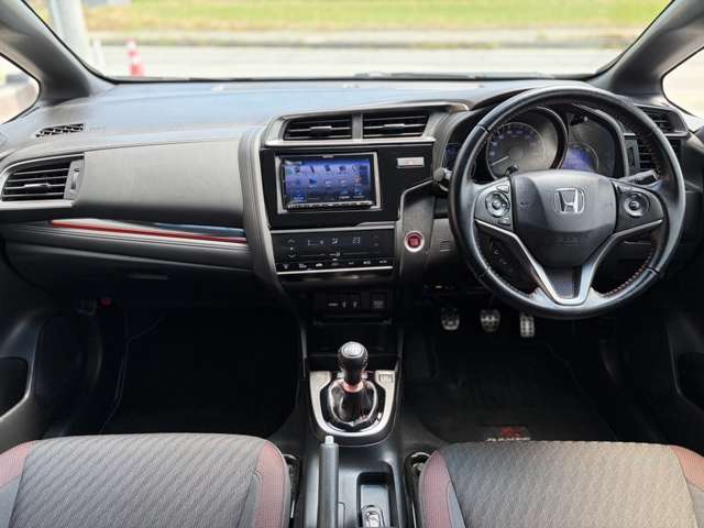 ホンダ フィット １．５ ＲＳ H29年 (近畿) 99