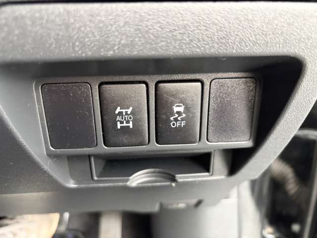 トヨタ カローラルミオン １．８ Ｓ エアロツアラー ４ＷＤ H27年 (近畿) 99