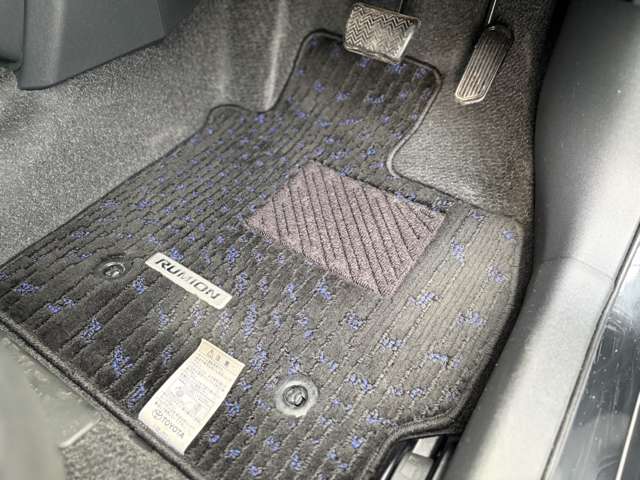 トヨタ カローラルミオン １．８ Ｓ エアロツアラー ４ＷＤ H27年 (近畿) 99