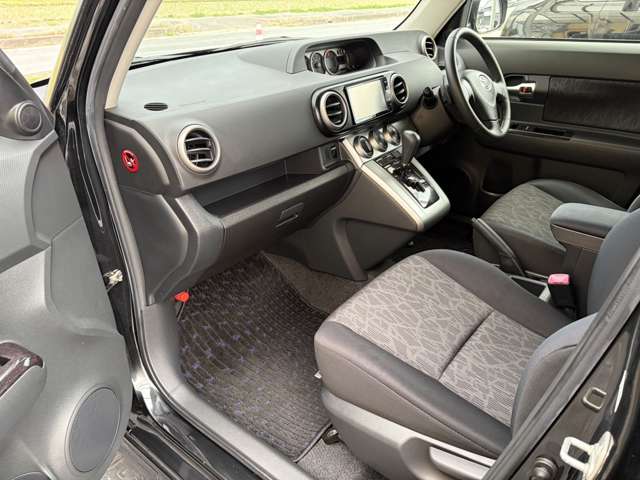 トヨタ カローラルミオン １．８ Ｓ エアロツアラー ４ＷＤ H27年 (近畿) 99
