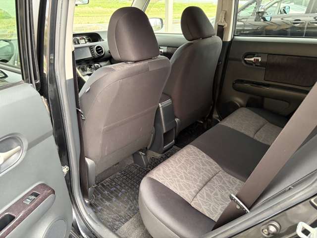 トヨタ カローラルミオン １．８ Ｓ エアロツアラー ４ＷＤ H27年 (近畿) 99