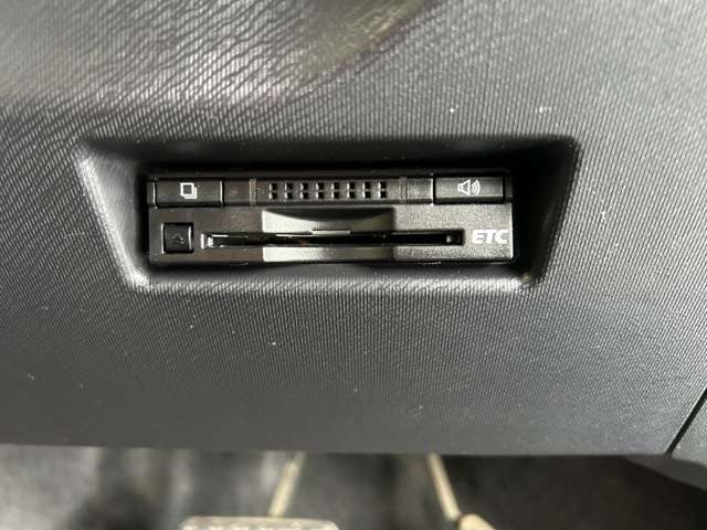 トヨタ アクア １．５ Ｇ H27年 (近畿) 99