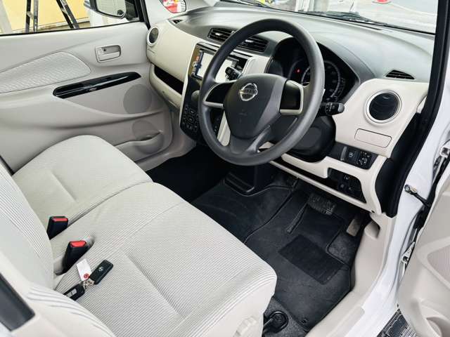 日産 デイズ ６６０ Ｘ Ｖセレクション ＋ＳＡＦＥＴＹＩＩ H27年 (近畿) 99
