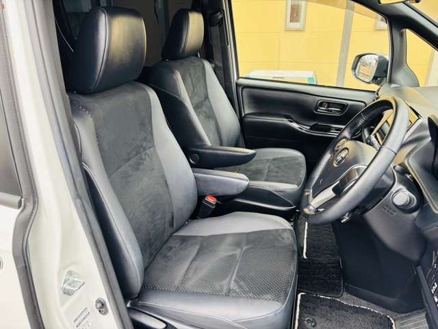 トヨタ ヴォクシー ２．０ ＺＳ 煌ＩＩＩ R3年 (近畿) 99