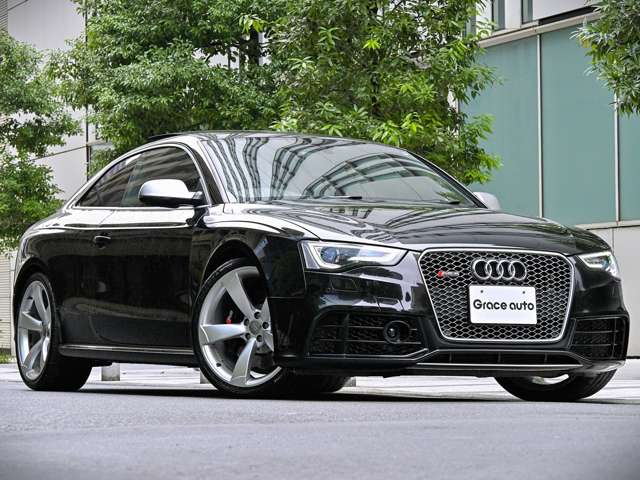 アウディ ＲＳ５ ４．２ ４ＷＤ H25年 (関東) 99
