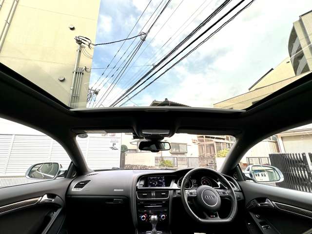 アウディ ＲＳ５ ４．２ ４ＷＤ H25年 (関東) 99