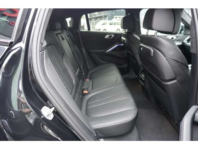 ＢＭＷ Ｘ６ Ｘドライブ３５Ｄ Ｍスポーツ ディーゼルターボ ４ＷＤ R8年 (東北) 99