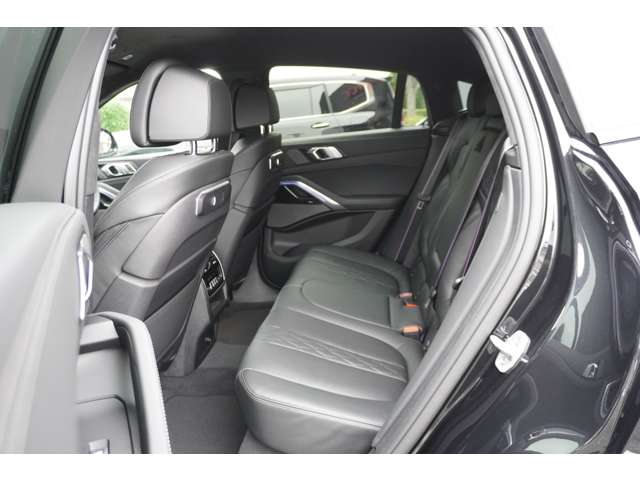 ＢＭＷ Ｘ６ Ｘドライブ３５Ｄ Ｍスポーツ ディーゼルターボ ４ＷＤ R8年 (東北) 99
