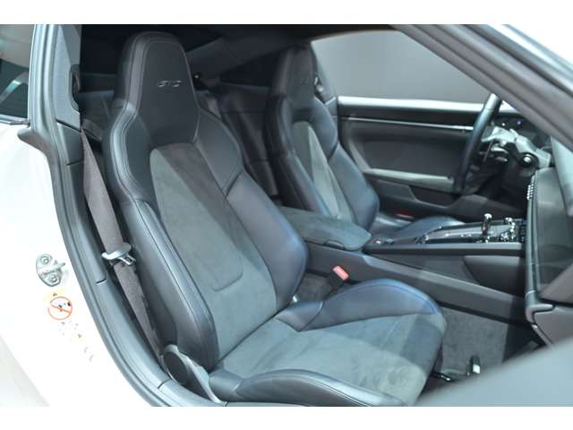 ポルシェ ９１１ カレラ ＧＴＳ ＰＤＫ R6年 (関東) 99