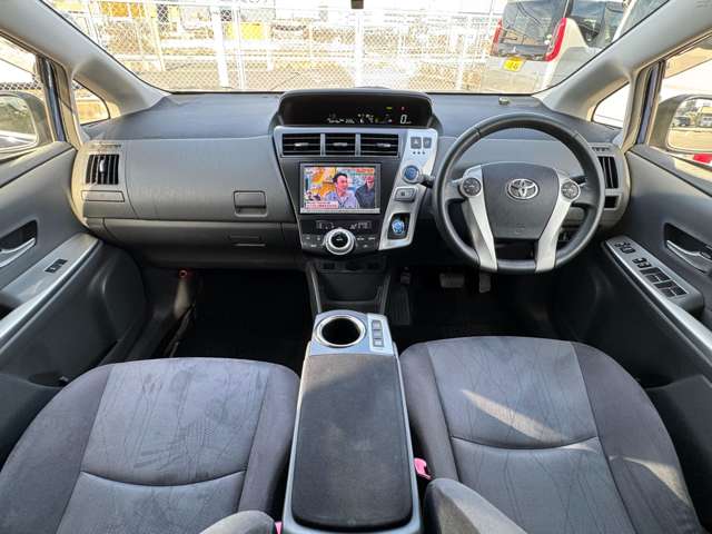 トヨタ プリウスΑ １．８ Ｇ H24年 (近畿) 99