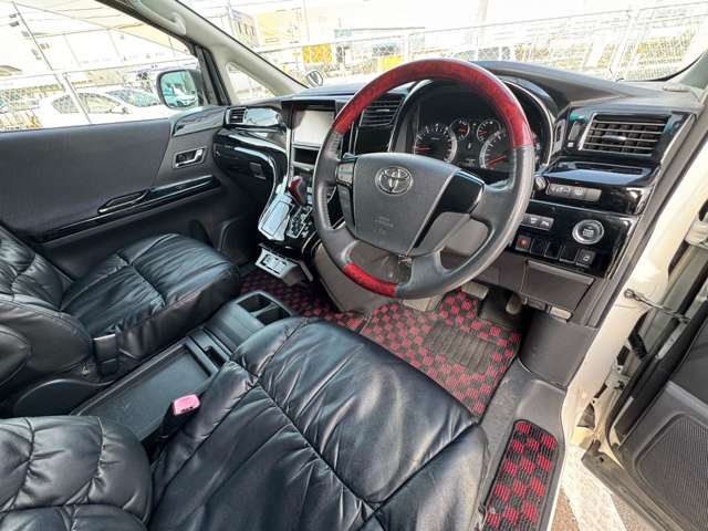 トヨタ ヴェルファイア ２．４Ｚ H20年 (近畿) 99