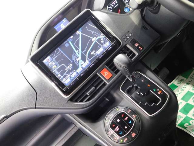 トヨタ ヴォクシー ２．０ ＺＳ 煌 H27年 (近畿) 99