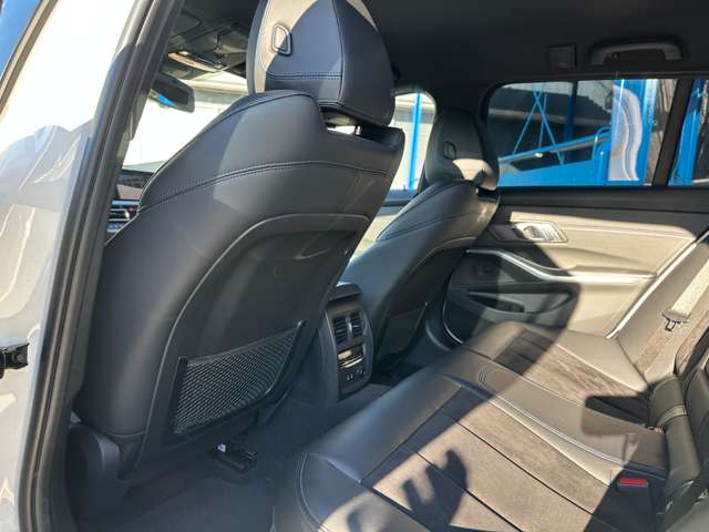 ＢＭＷ ３シリーズ ３２０Ｄ Ｘドライブ Ｍスポーツ ディーゼルターボ ４ＷＤ R2年 (関東) 99