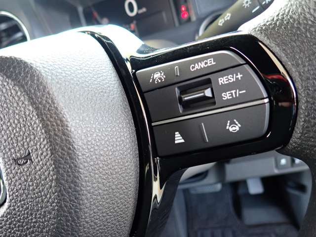 ホンダ Ｎ　ＢＯＸ カスタム ６６０ R8年 (関東) 99