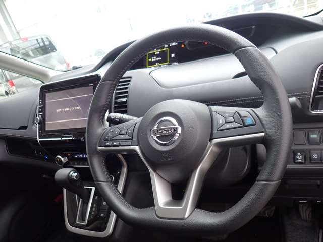 日産 セレナ ２．０ ハイウェイスター Ｖセレクション H29年 (関東) 99
