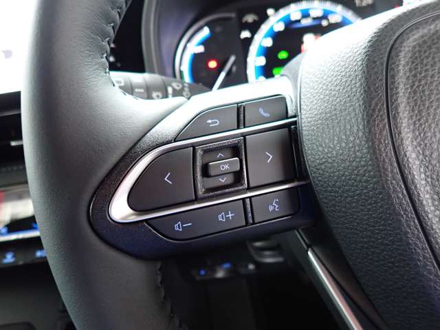 トヨタ ヴォクシー １．８ ハイブリッド Ｓ－Ｚ R8年 (関東) 99