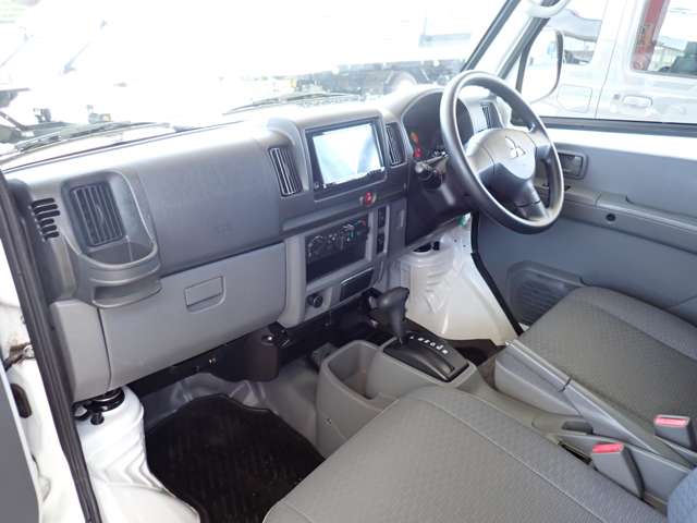 三菱 ミニキャブミーブ ＣＤ １６．０ＫＷＨ ２シーター ハイルーフ R3年 (関東) 99
