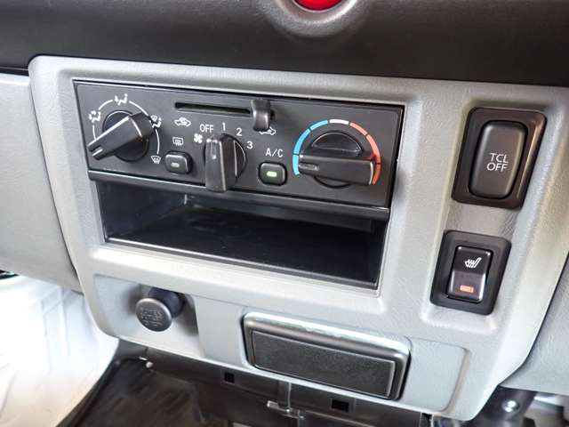 三菱 ミニキャブミーブ ＣＤ １６．０ＫＷＨ ２シーター ハイルーフ R3年 (関東) 99