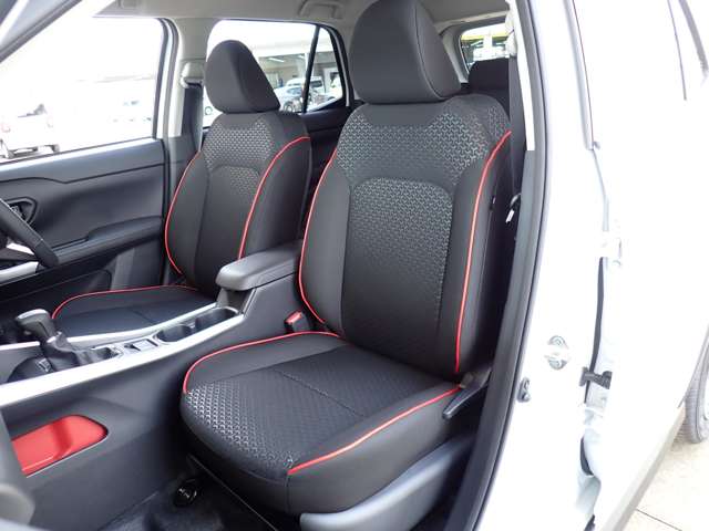 トヨタ ライズ　ハイブリッド ハイブリッド １．２ Ｚ R8年 (関東) 99