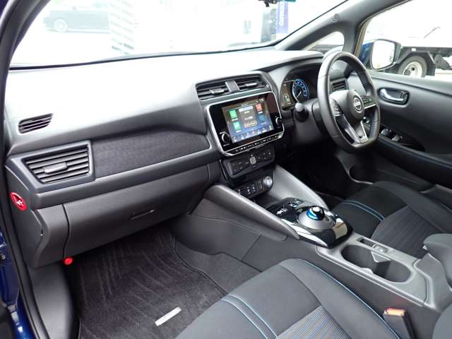 日産 リーフ Ｘ　Ｖセレクション R4年 (関東) 99