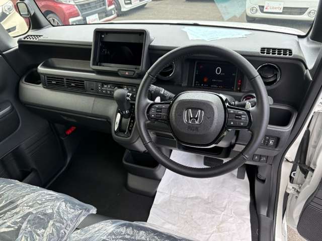 ホンダ Ｎ　ＢＯＸ カスタム ６６０ ターボ R8年 (近畿) 99