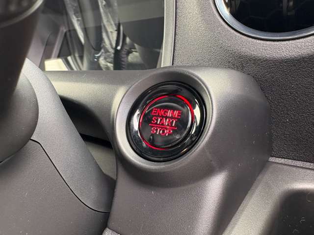 ホンダ Ｎ　ＢＯＸ カスタム ６６０ ターボ R8年 (近畿) 99