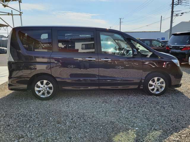 日産 セレナ ２．０ ハイウェイスター H23年 (関東) 99