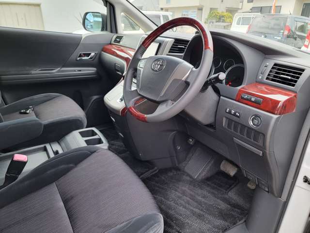 トヨタ ヴェルファイア ２．４Ｚ H23年 (関東) 99