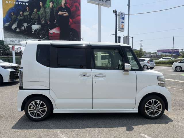 ホンダ Ｎ　ＢＯＸ ６６０ カスタムＧ ＳＳパッケージ H27年 (近畿) 99