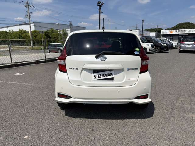 日産 ノート １．２ Ｅ－ＰＯＷＥＲ Ｘ H29年 (近畿) 99