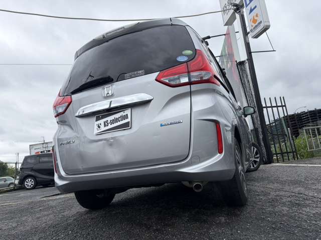 ホンダ フリード　ハイブリッド １．５ ハイブリッド ＥＸ H29年 (近畿) 99