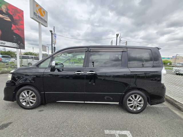 トヨタ ヴォクシー ２．０ ＺＳ 煌ＩＩ H24年 (近畿) 99
