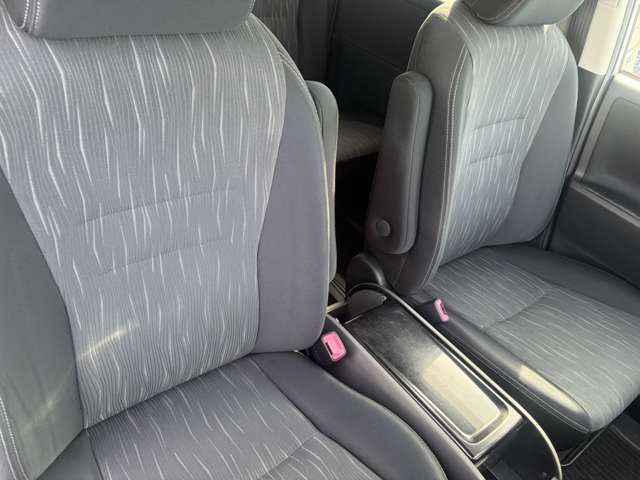 トヨタ ヴォクシー ２．０ ＺＳ 煌ＩＩ H24年 (近畿) 99