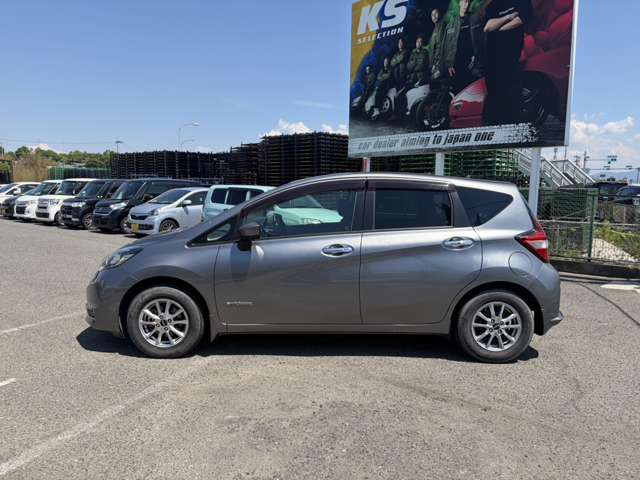 日産 ノート １．２ Ｅ－ＰＯＷＥＲ Ｘ H29年 (近畿) 99