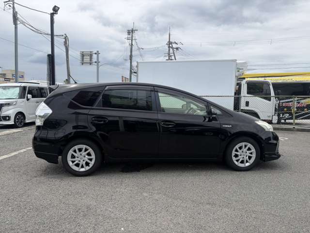 トヨタ プリウスΑ １．８ Ｓ H24年 (近畿) 99