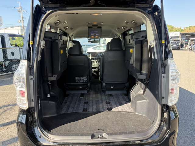 トヨタ ヴォクシー ２．０ ＺＳ 煌Ｚ H25年 (近畿) 99