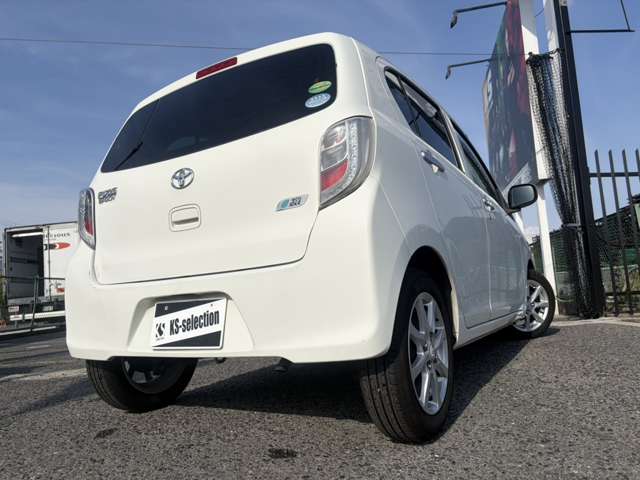 トヨタ ピクシス　エポック ６６０ Ｌ H25年 (近畿) 99