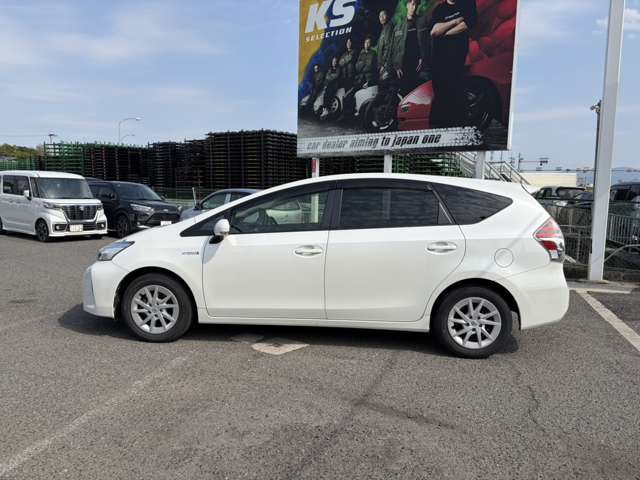 トヨタ プリウスΑ １．８ Ｓ H27年 (近畿) 99