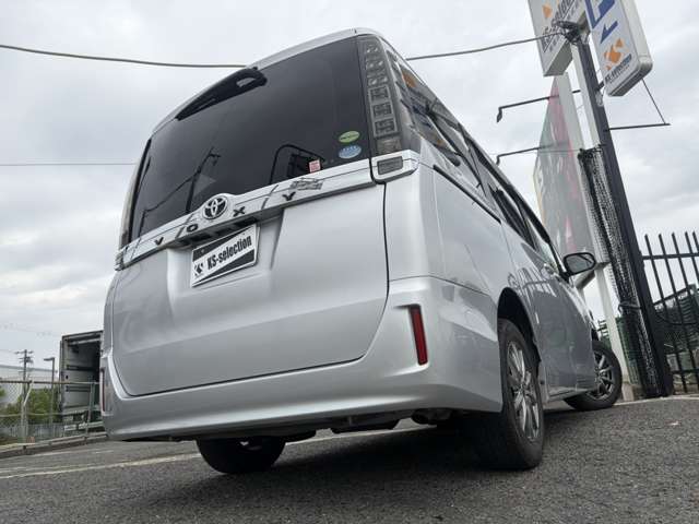 トヨタ ヴォクシー ２．０ Ｘ H26年 (近畿) 99
