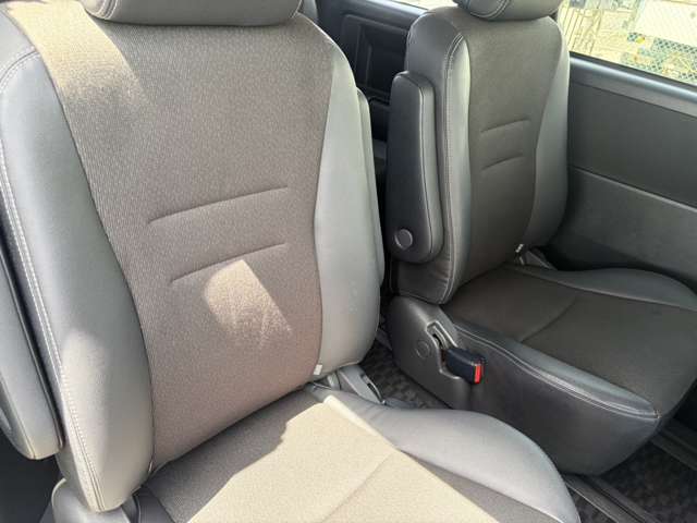 トヨタ ヴォクシー ２．０ ＺＳ 煌Ｚ H25年 (近畿) 99